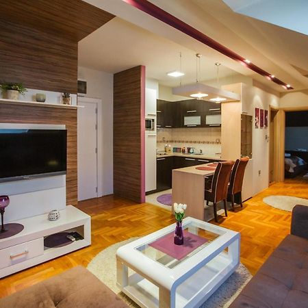 Apartamento Old Town Flat Novi Sad Exterior foto